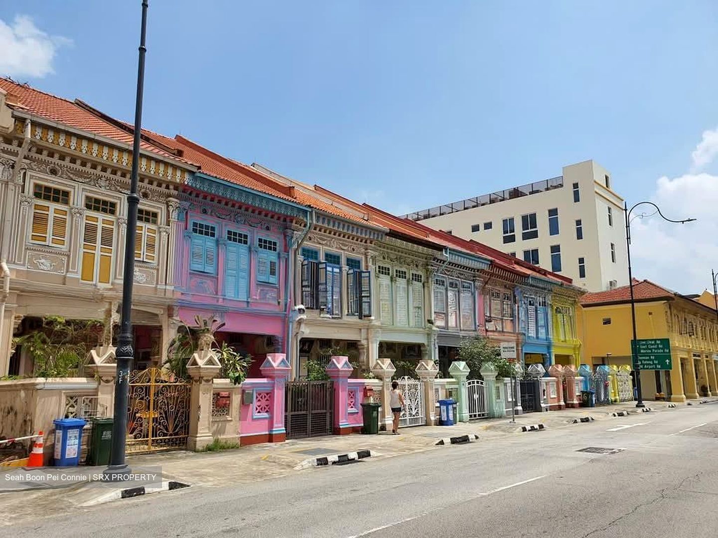 Joo Chiat Road (D15), Retail #528569151